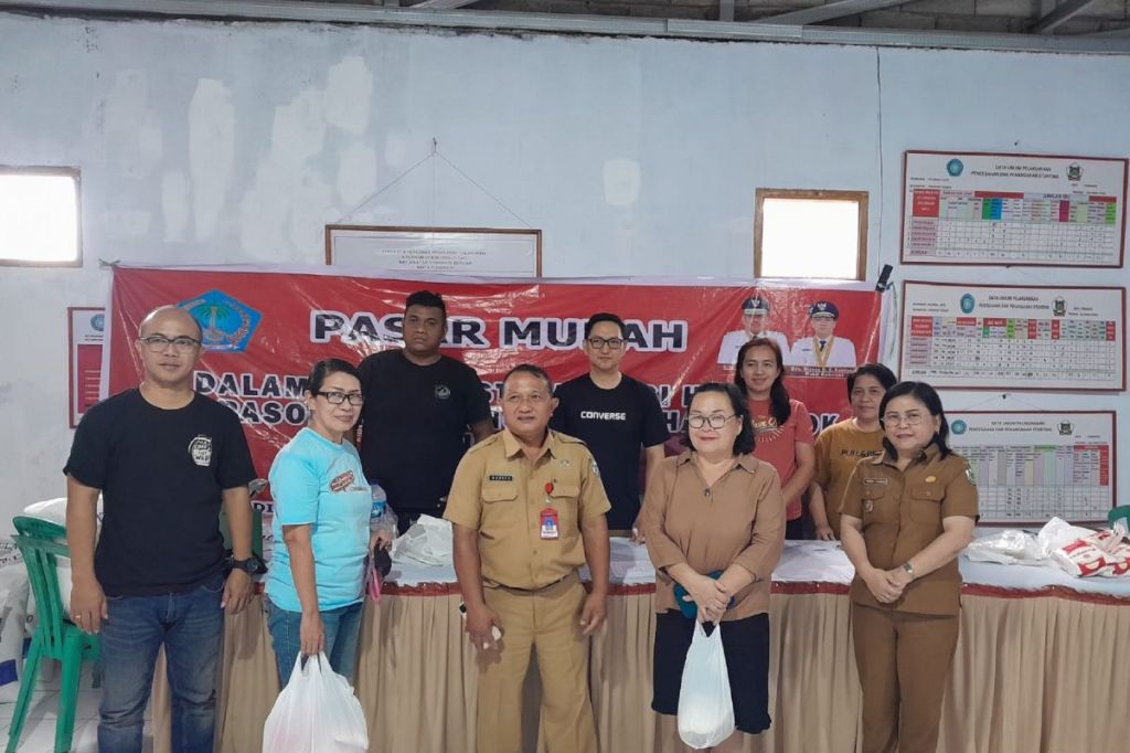 Pemkot Tomohon pantau pasar murah stabilisasi&nbsp;harga