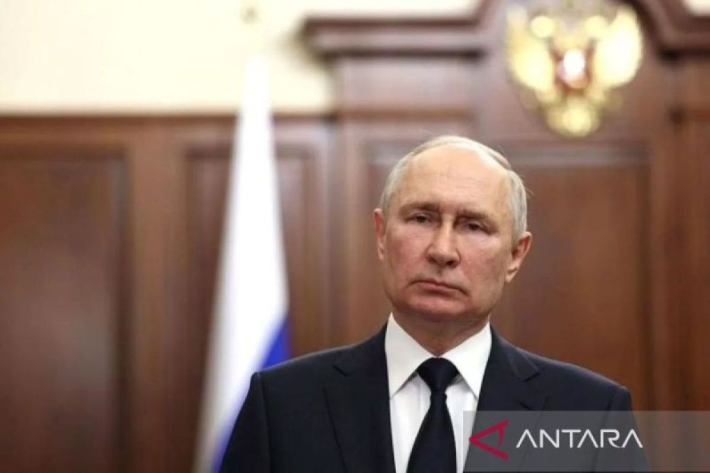 Pelantikan Presiden Rusia Putin dalam bentuk upacara di&nbsp;Kremlin