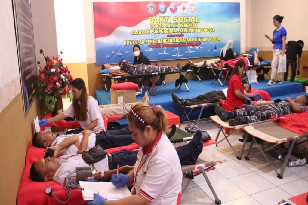 Lanudal Manado gelar donor darah sambut HUT ke-68 Penerbangan Angkatan&nbsp;Laut