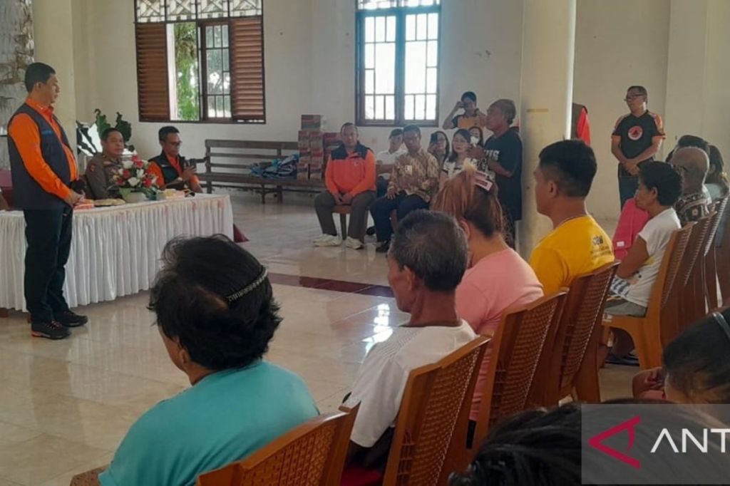 Kepala BNPB ingatkan pengungsi Gunung Ruang jangan percaya&nbsp;hoaks