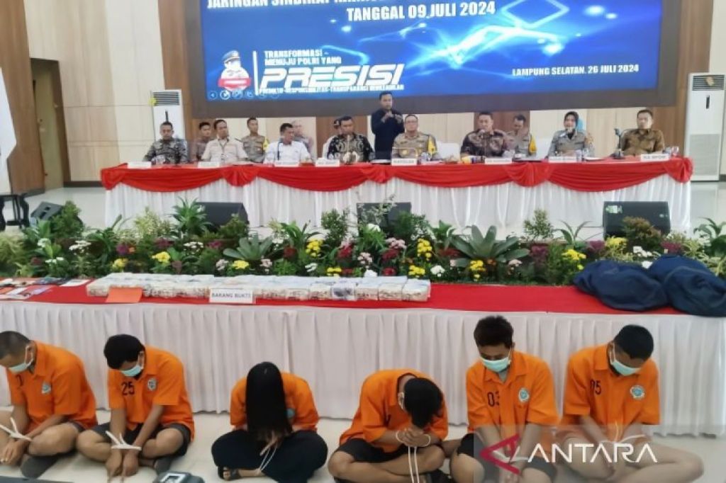 Polisi bongkar peredaran 30 kg sabu-sabu jaringan&nbsp;Malaysia