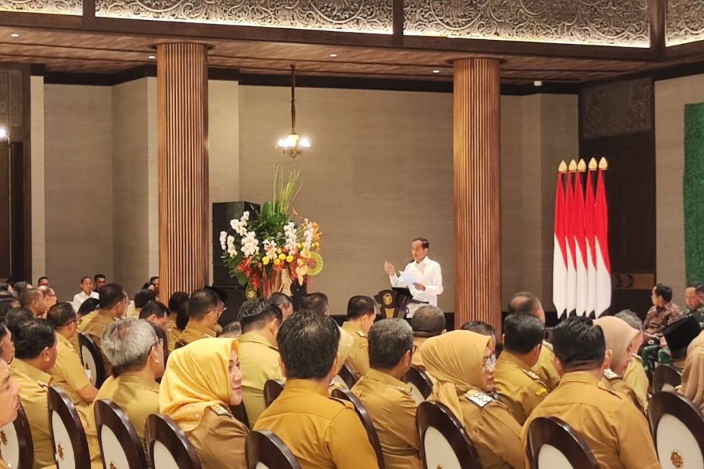 Presiden Jokowi beri arahan kepada jajaran kepala daerah di IKN&nbsp;Kaltim