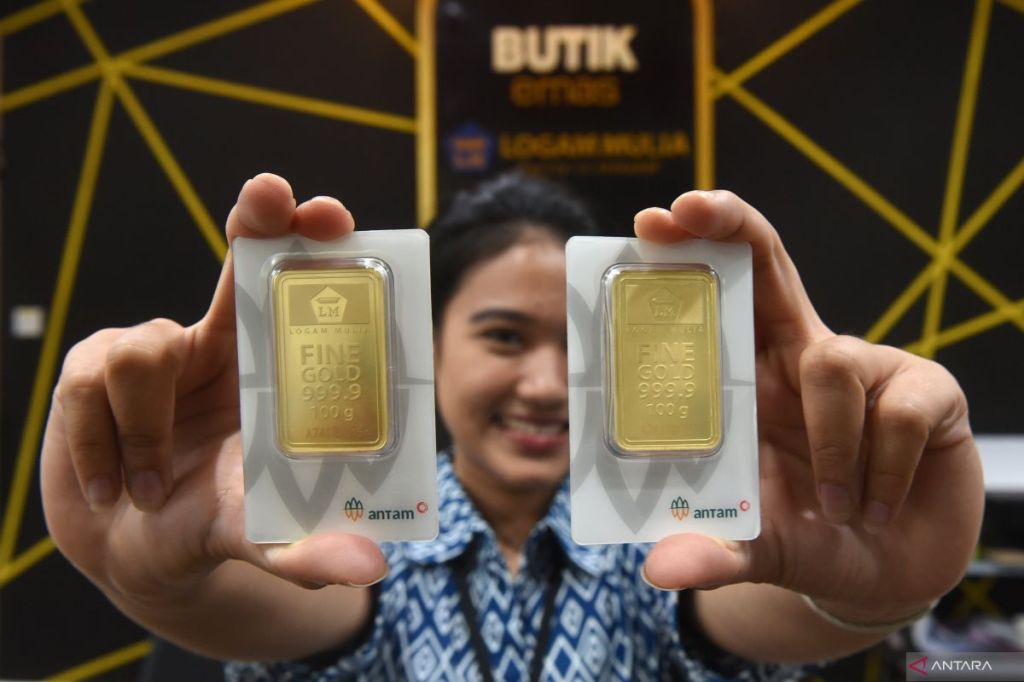 Harga emas Antam bertahan di Rp1,420&nbsp;juta/gram